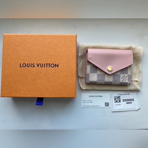 Louis Vuitton Zoe wallet - Picture 3 of 9
